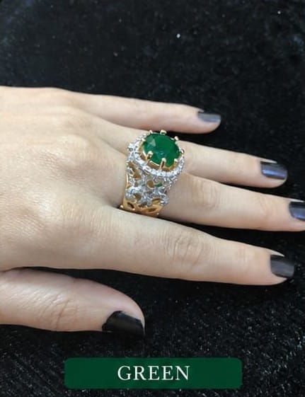 Elegant Emerald Zircon Gold-Plated Cocktail Ring for Women