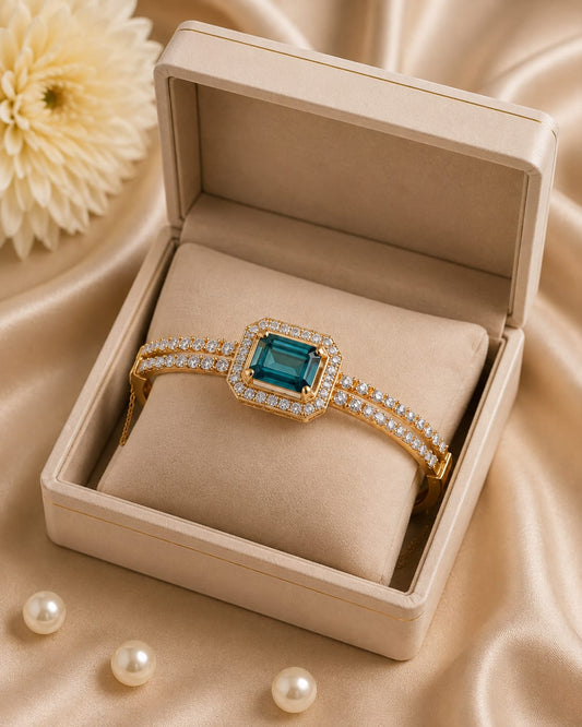 Sophisticated Gold-Plated Twist Bangle Bracelet for Women